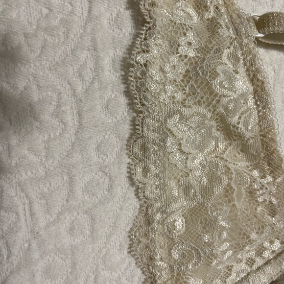 Victoria’s Secret dream Ángels Bra - Picture 3 of 5